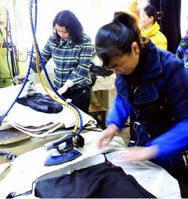 一萬(wàn)元?jiǎng)?chuàng)業(yè)奇跡 互聯(lián)網(wǎng)銷售工藝品開(kāi)啟快速致富之旅