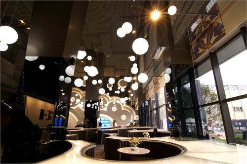 合正匯一城銷售中心 互聯(lián)網(wǎng)時(shí)代下的工藝美術(shù)品營(yíng)銷新范式